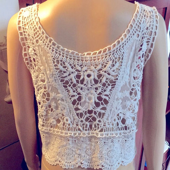 RAGA hollow out lace tank vest NWT wear alone or as cover up over bra/covers - Picture 3 of 8